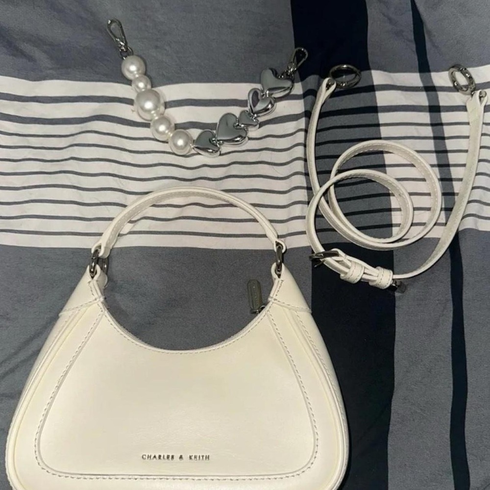 Charles and Keith Valentines Bag Mini Hobo Bag Limited Edition - Picture 5 of 8